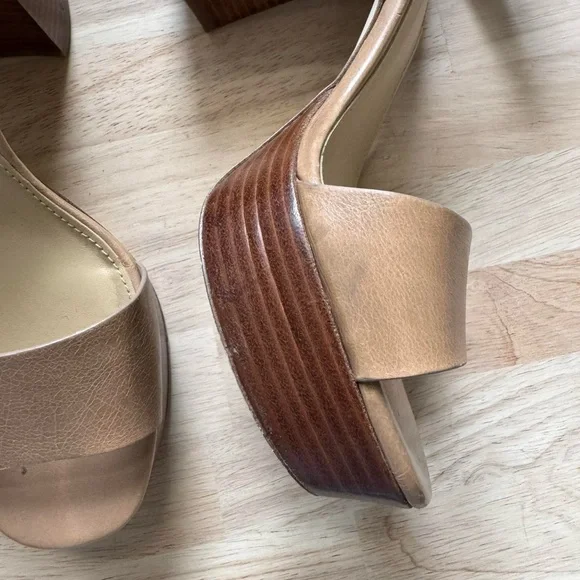 Michael Kors Tan Platform Sandals - Picture 2 of 8